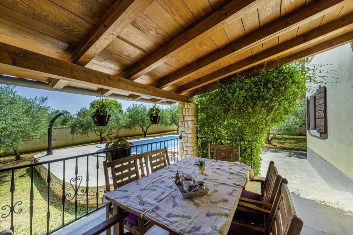 Villa Braidizza In Kavran Krnica Buitenkant foto